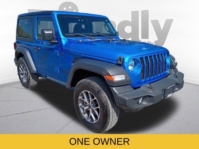 Used 2024 Jeep Wrangler Sport AWD/4WD image 3
