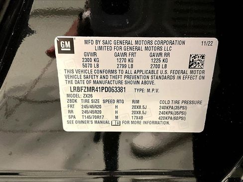 Used 2023 Buick Envision Preferred w/ Sport Touring Package image 18