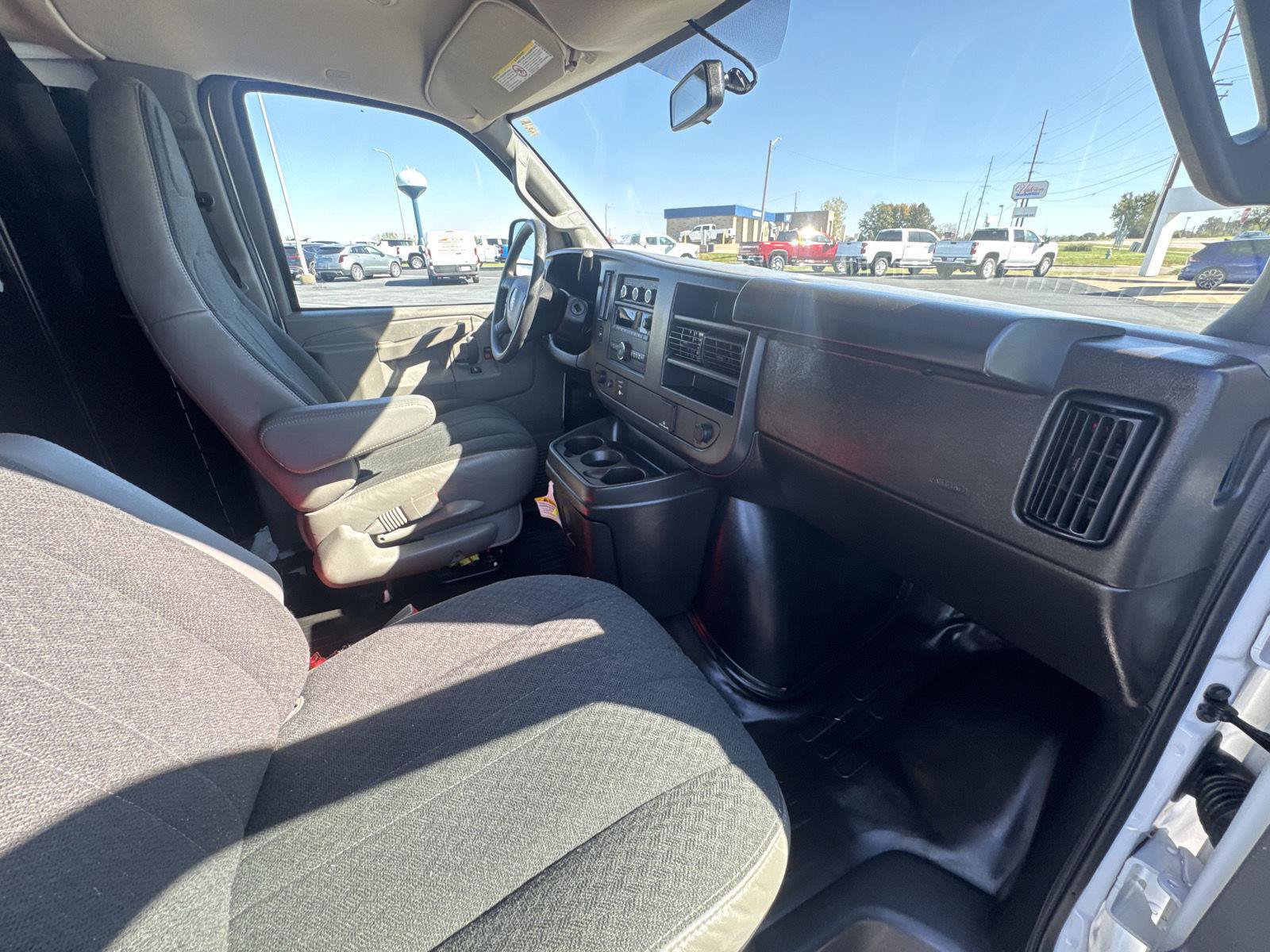 Used 2025 GMC Savana 2500 w/ Driver Convenience Package RWD image 14