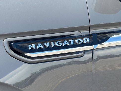 Certified 2023 Lincoln Navigator Black Label AWD/4WD image 10