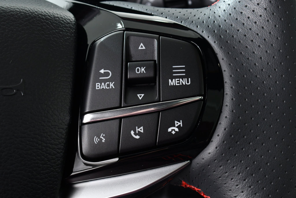 Used 2026 Ford Explorer ST-Line w/ ST-Line Street Pack AWD/4WD image 34