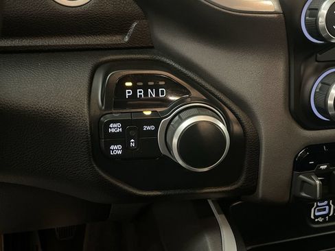 Used 2021 RAM 3500 Big Horn w/ Level 2 Equipment Group AWD/4WD image 9