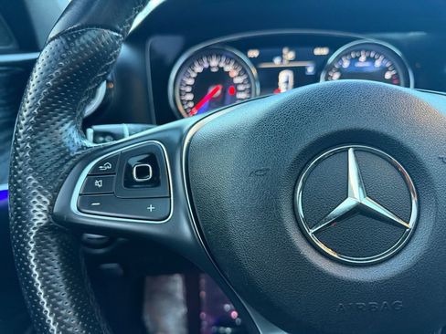 Used 2018 Mercedes-Benz E 300 4MATIC w/ Premium 1 Package image 43