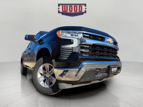 Used 2025 Chevrolet Silverado 1500 LT image 4