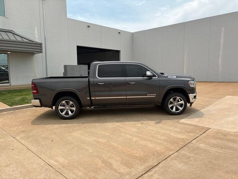 Used 2022 RAM 1500 Limited AWD/4WD image 3