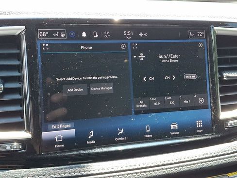 Used 2023 Chrysler Pacifica Touring-L FWD image 16