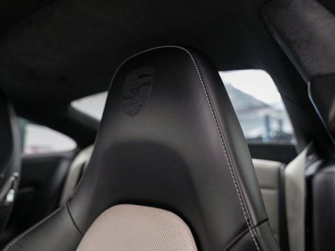 Used 2019 Porsche 911 Turbo S image 30