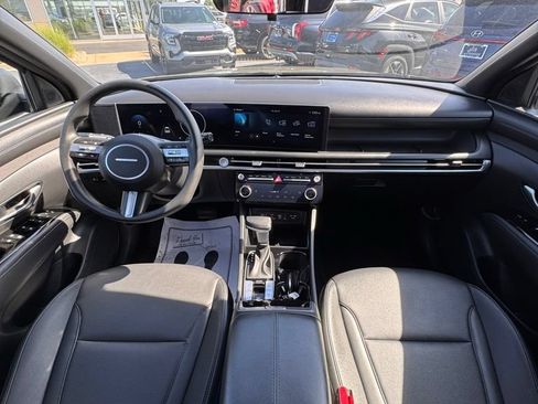 Used 2025 Hyundai Santa Cruz SEL AWD/4WD image 16