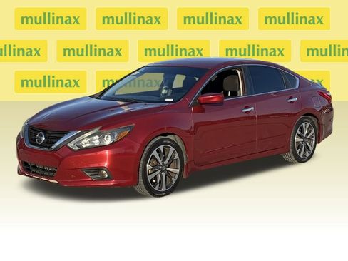 Used 2016 Nissan Altima 2.5 SR image 13