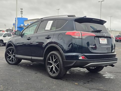 Used 2018 Toyota RAV4 SE w/ Advanced Technology Package AWD/4WD image 6