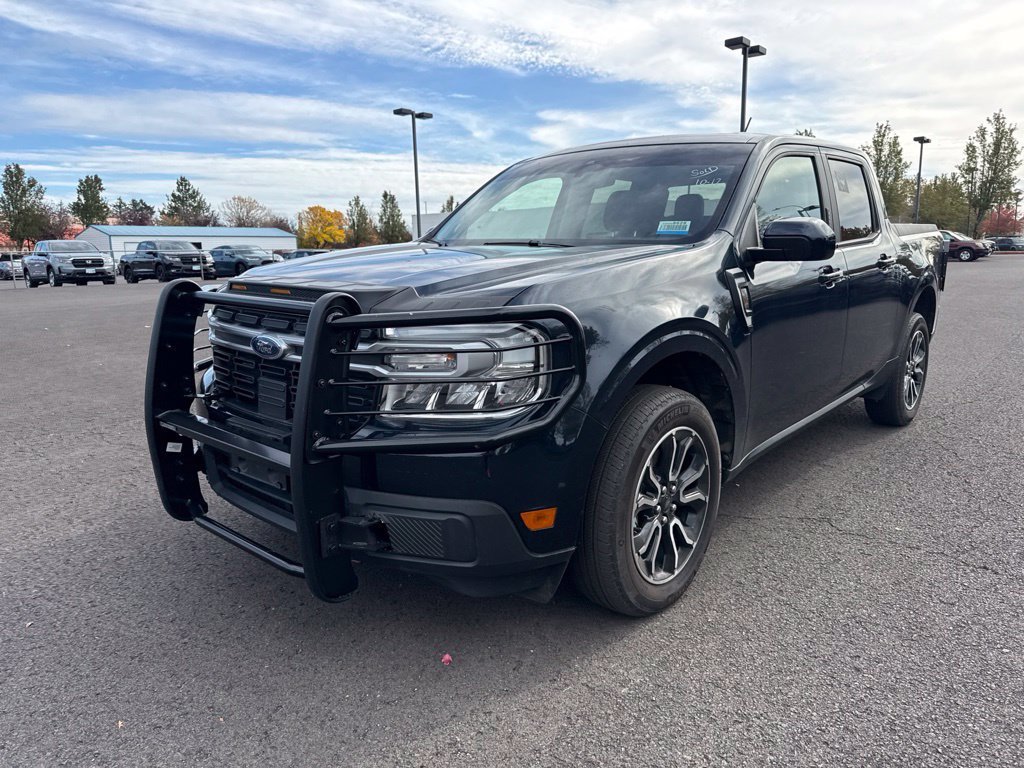 Used 2022 Ford Maverick Lariat w/ Lariat Luxury Package FWD image 3