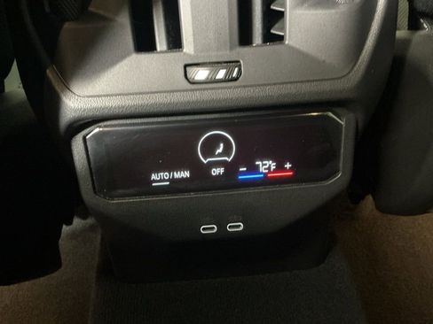 Certified 2025 BMW X3 xDrive30i w/ M Sport Package image 29