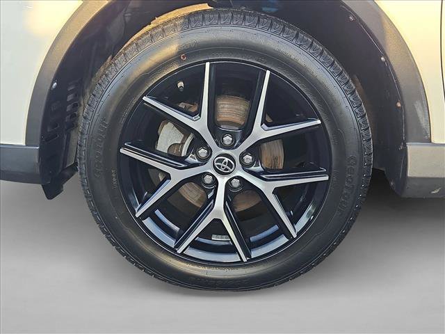 Used 2016 Toyota RAV4 SE FWD image 24