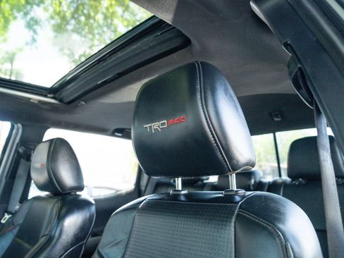 Used 2019 Toyota Tacoma TRD Pro AWD/4WD image 19