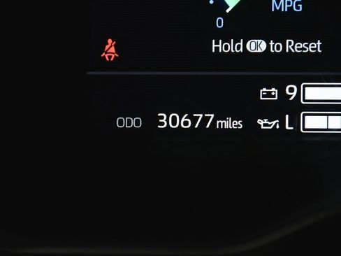 Used 2024 Toyota Sequoia Platinum image 18