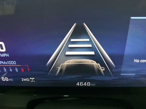 Used 2025 Chevrolet Traverse RS w/ LPO, Floor Liner Package AWD/4WD image 26