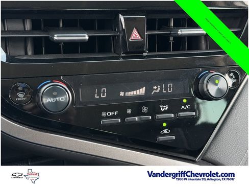 Used 2024 Toyota Camry SE FWD image 20