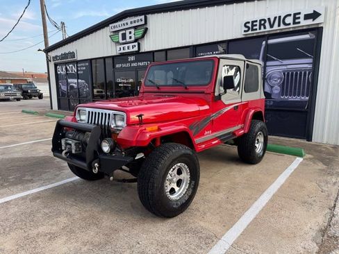 Used 1995 Jeep Wrangler SE image 2