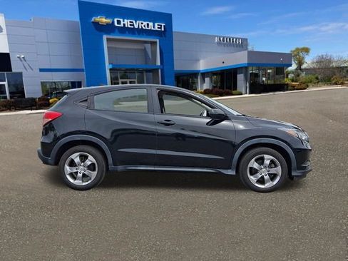 Used 2018 Honda HR-V LX image 25