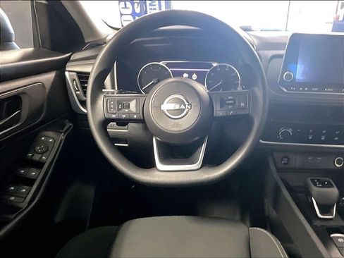 Certified 2024 Nissan Rogue S AWD/4WD image 17