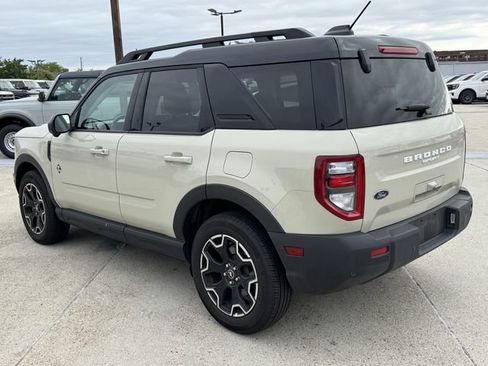 Used 2025 Ford Bronco Sport Outer Banks w/ Outer Banks Tech Package+ AWD/4WD image 5
