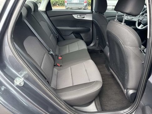 Used 2023 Kia Forte LXS FWD image 11