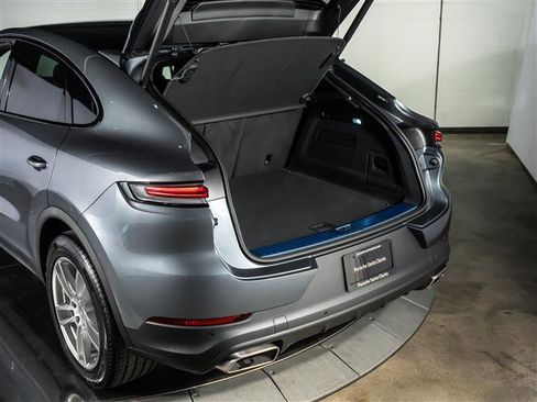 New 2026 Porsche Cayenne Coupe image 34