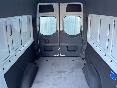 Used 2021 Mercedes-Benz Sprinter 2500 w/ Charging Package, Dashboard image 32