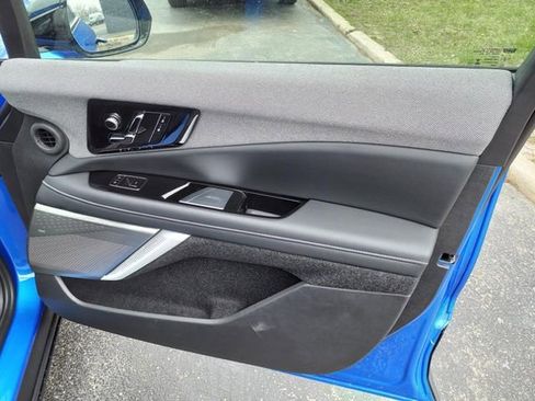 New 2025 Cadillac Optiq Luxury 1 image 24