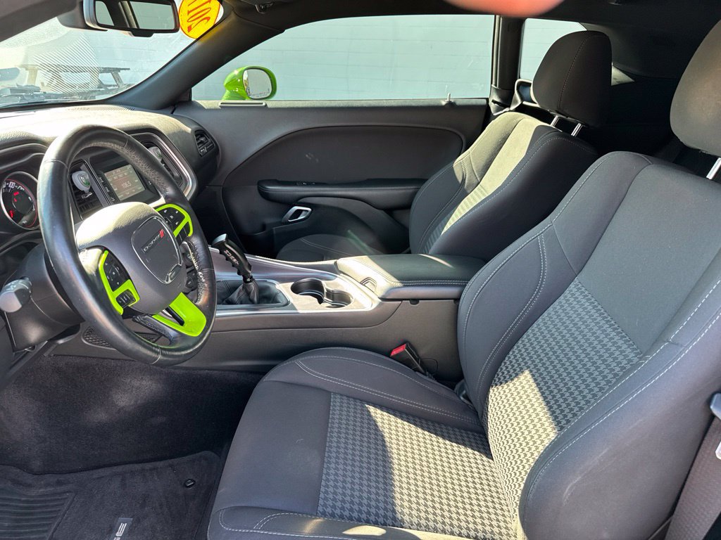 Used 2017 Dodge Challenger R/T w/ Cold Weather Group RWD image 16
