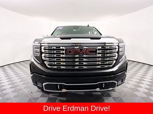 Used 2026 GMC Sierra 1500 Denali w/ Denali Reserve Package AWD/4WD image 2