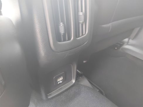 Used 2018 Jeep Compass Latitude image 20