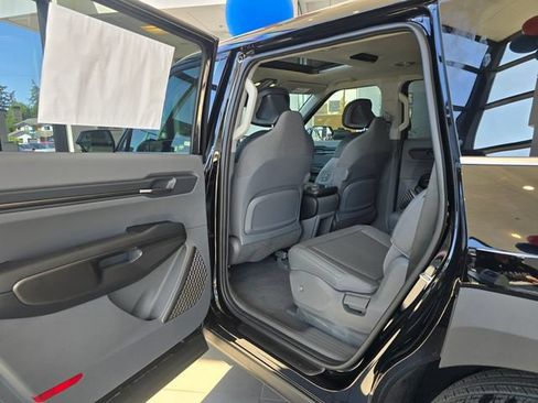 New 2026 Kia EV9 Light RWD image 15