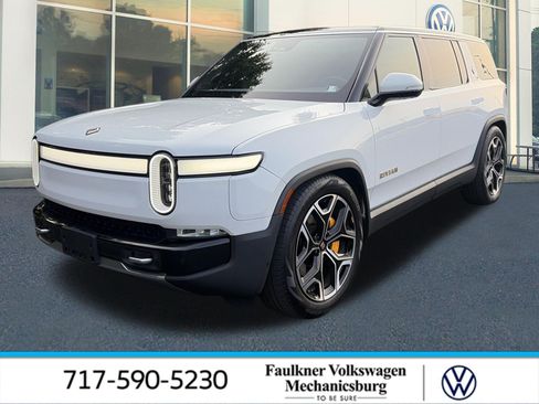 Used 2022 Rivian R1S Launch Edition AWD/4WD image 1