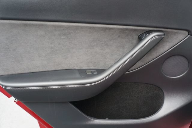 Used 2024 Tesla Model Y Long Range AWD/4WD image 22