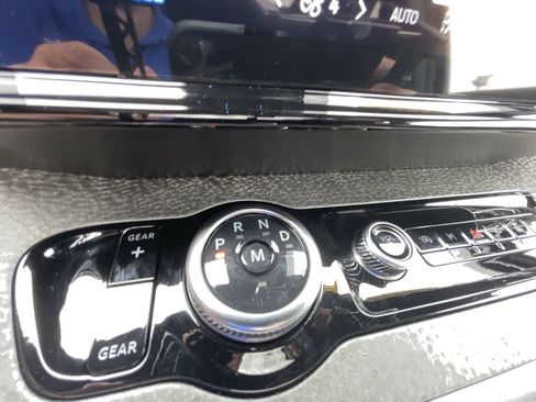 Used 2025 Ford Expedition Tremor AWD/4WD image 16