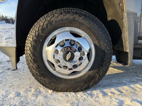 Used 2015 Chevrolet Silverado 3500 LTZ w/ Duramax Plus Package image 10