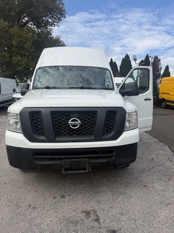 Used 2017 Nissan NV 2500 SV w/ Technology Package RWD image 19