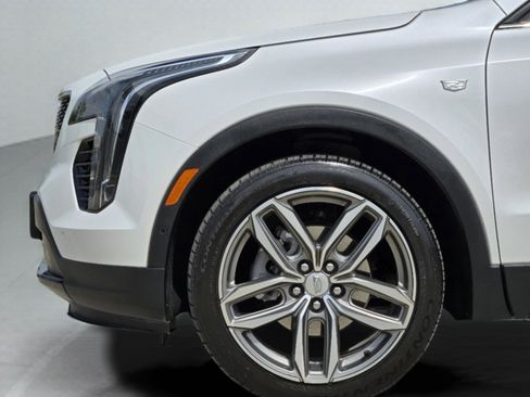 Used 2023 Cadillac XT4 Sport w/ Enhanced Visibility Package image 32