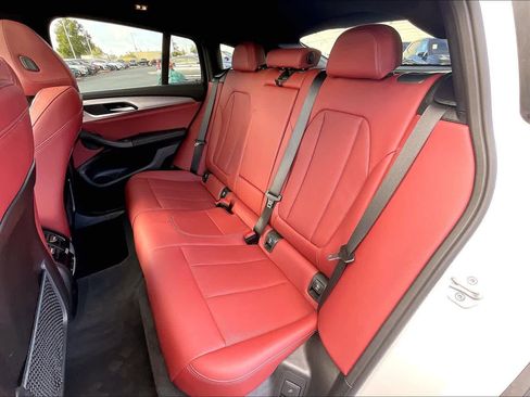 Used 2024 BMW X4 xDrive30i w/ Premium Package image 29