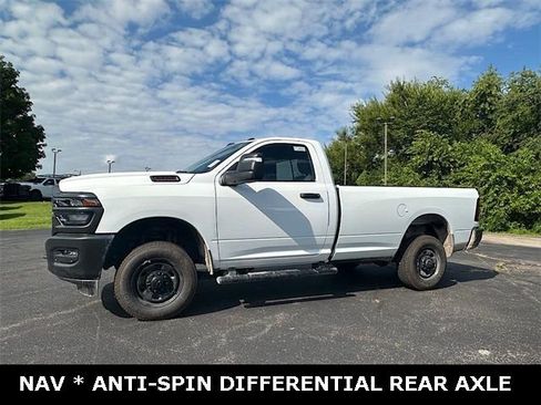 Used 2026 RAM 2500 Tradesman AWD/4WD image 4
