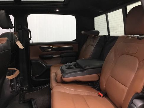 Used 2022 RAM 1500 Limited w/ Body-Colour Bumper Group AWD/4WD image 37
