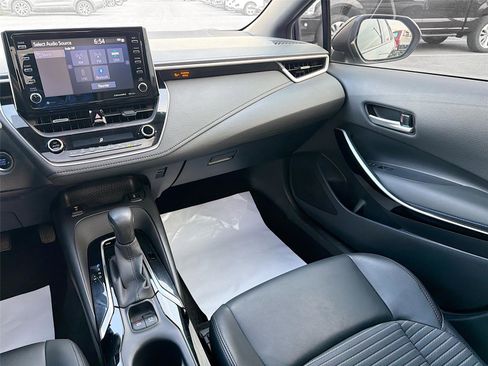 Used 2021 Toyota Corolla XSE image 24
