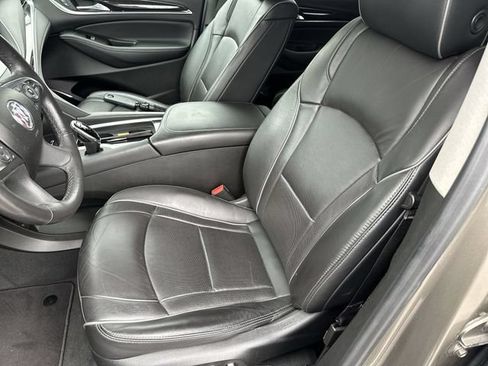 Used 2020 Buick Enclave Avenir w/ Avenir Technology Package FWD image 15