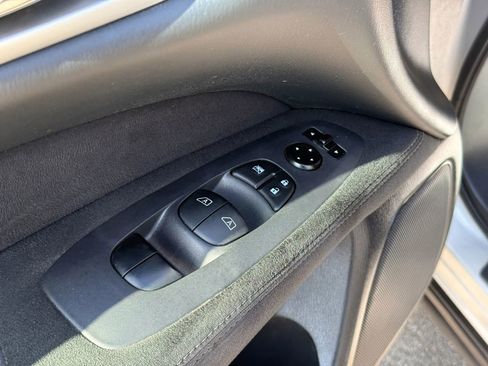 Used 2015 Nissan Pathfinder SV w/ Cargo Package AWD/4WD image 18