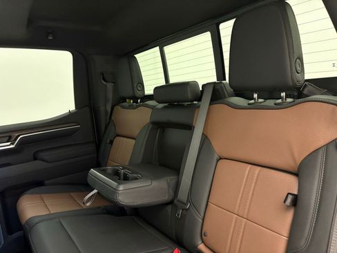 New 2026 Chevrolet Silverado 1500 High Country w/ Technology Package AWD/4WD image 43