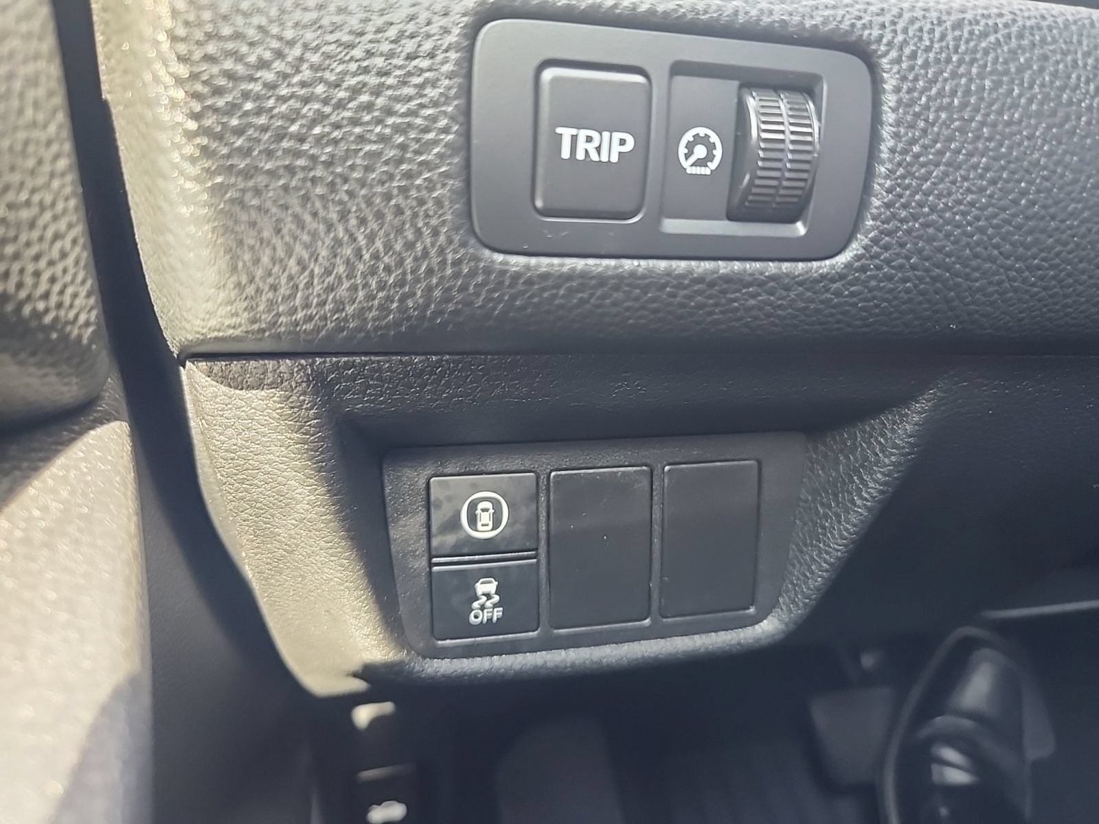 Used 2022 Honda Accord LX image 30