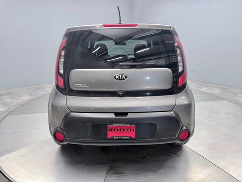 Used 2016 Kia Soul + image 6