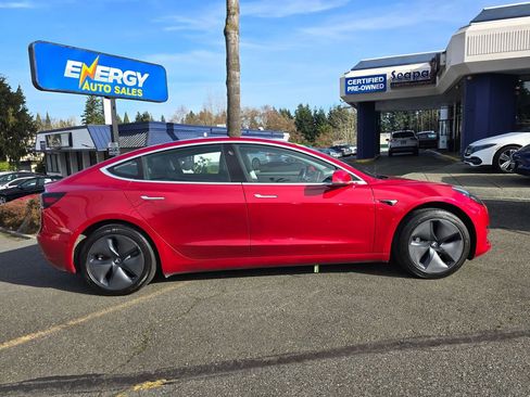 Used 2018 Tesla Model 3 Long Range RWD image 2