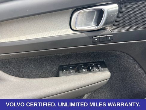 Used 2025 Volvo XC40 B5 Plus AWD/4WD image 16